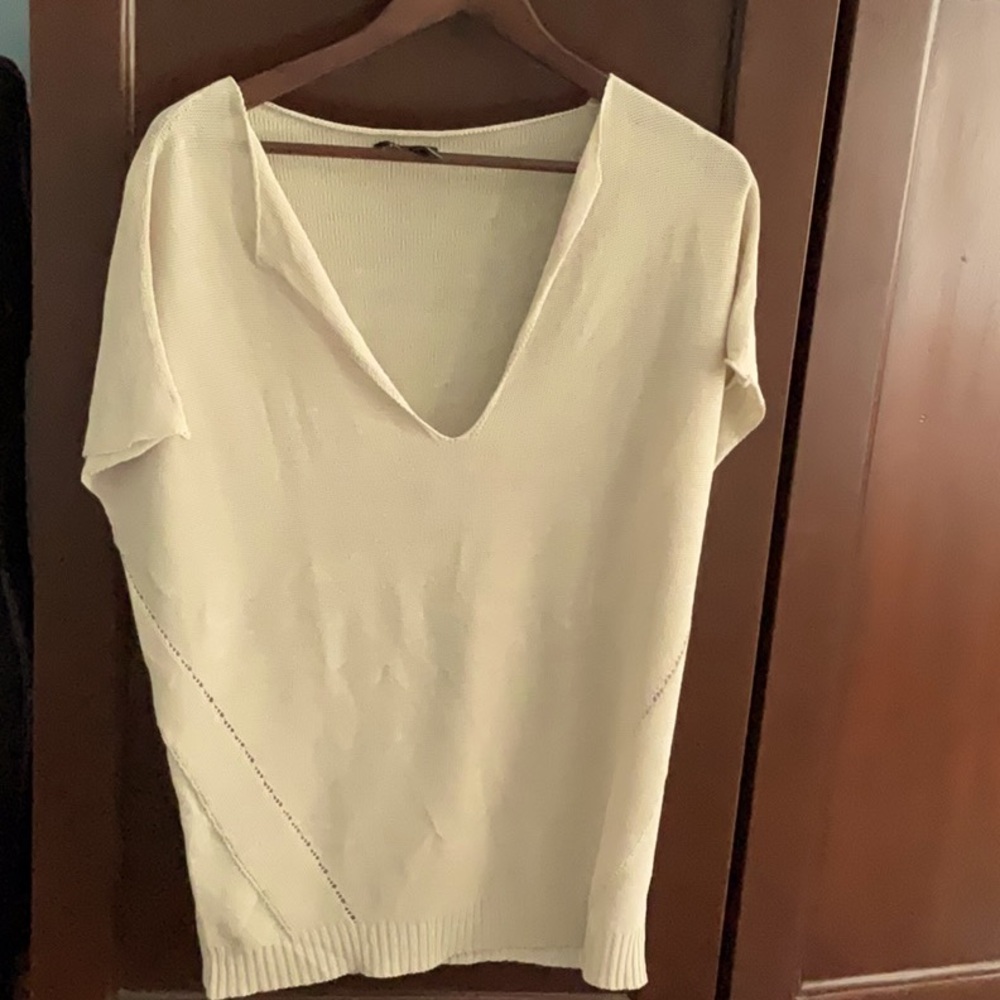 Sarah Pacini short sleeve linen shirt.